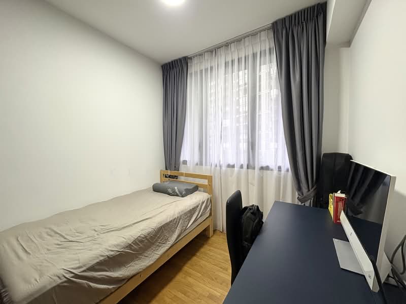 Park Colonial, 2 Woodleigh Lane, 2 Bedrooms, 678 sqft, Condominium For Sale, by Kenji Wong, 500141939 - Bedroom - PropertyGuru.com.sg