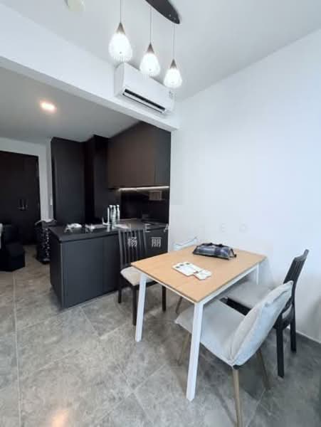 Hyll on Holland, 89 Holland Road, 2 Bedrooms, 614 sqft, Condominium For Rent, by Anthea Yeo 杨丽娇, 500141940 - Kitchen - PropertyGuru.com.sg