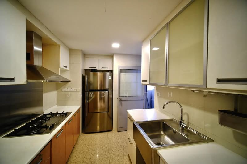 Blue Horizon, 29 West Coast Crescent, 3 Bedrooms, 1,152 sqft, Condominium For Rent, by Jayden Toh, 500141942 - Kitchen - PropertyGuru.com.sg