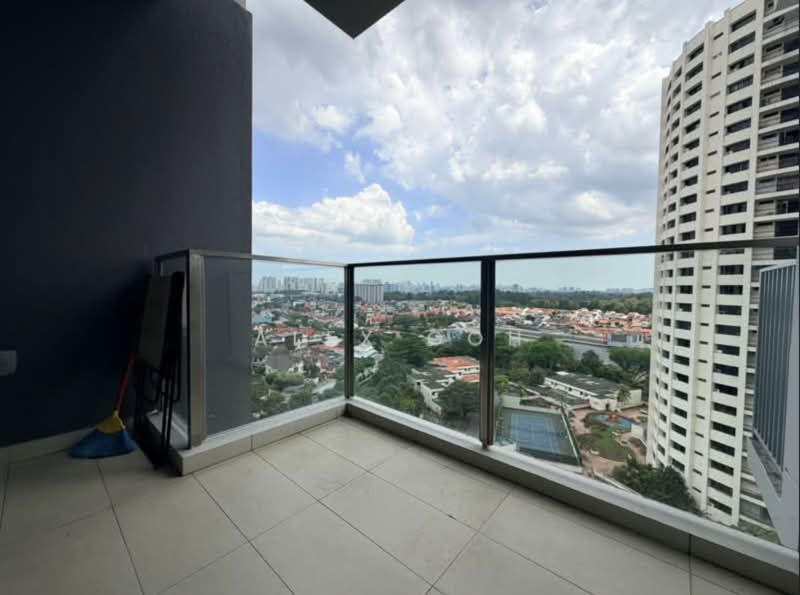 Thomson Three, 21 Bright Hill Drive, 2 Bedrooms, 732 sqft, Condominium For Rent, by Alex Goh, 500141955 - Balcony - PropertyGuru.com.sg