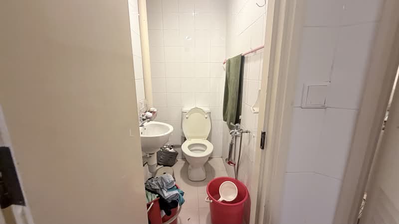 The Blossomvale, 900 Dunearn Road, 3 Bedrooms, 1,400 sqft, Condominium For Rent, by Leen Yap, 500141973 - Bathroom - PropertyGuru.com.sg