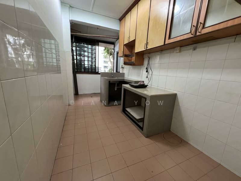 48 Tanglin Halt Road, 48 Tanglin Halt Road, 2 Bedrooms, 646 sqft, HDB Flat For Rent, by Diana Yow, 500141977 - Kitchen - PropertyGuru.com.sg