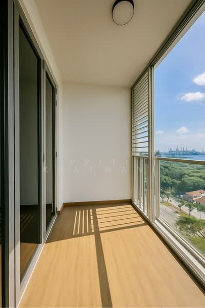 Seahill, 119 West Coast Crescent, 1 Bedroom, 667 sqft, Condominium For Sale, by Priti Khatwani, 500141993 - PropertyGuru.com.sg