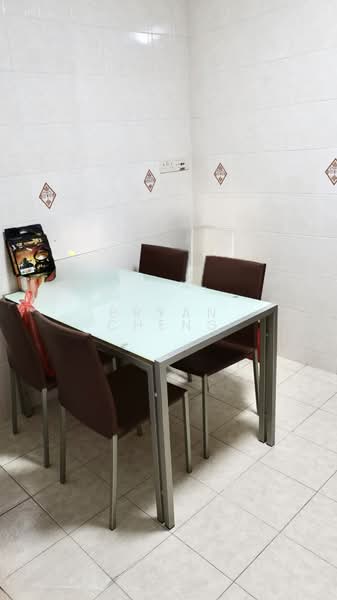 52 Strathmore Avenue, 52 Strathmore Avenue, Room Rental, 100 sqft, HDB Flat For Rent, by Bryan Cheng, 500141997 - Dining Room - PropertyGuru.com.sg