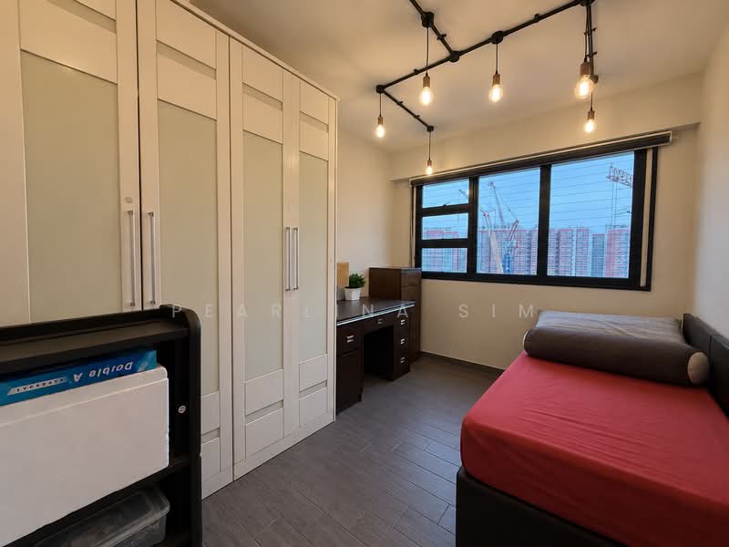 464A Bukit Batok West Avenue 8, 464A Bukit Batok West Avenue 8, 3 Bedrooms, 1,216 sqft, HDB Flat For Sale, by Pearlina Sim, 500142001 - Bedroom - PropertyGuru.com.sg