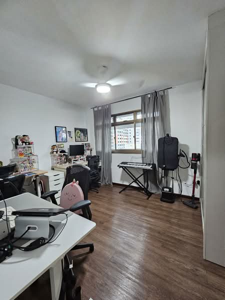 678D Jurong West Street 64, 678D Jurong West Street 64, 3 Bedrooms, 1,195 sqft, HDB Flat For Sale, by Noel Lu, 500142003 - Study - PropertyGuru.com.sg
