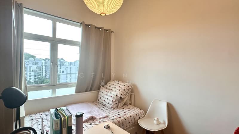 Summerhill, 50 Hume Avenue, 3 Bedrooms, 1,259 sqft, Condominium For Sale, by Joycelyn Wong 黄琪棋, 500142009 - Bedroom - PropertyGuru.com.sg