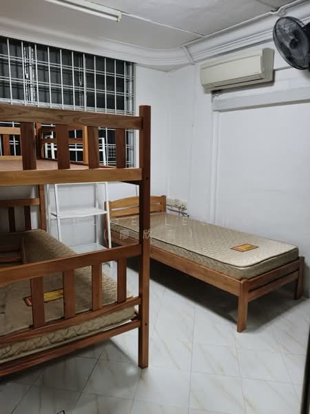 755 Yishun Street 72, 755 Yishun Street 72, Room Rental, 100 sqft, HDB Flat For Rent, by Chloe Leong (廖欣燕), 500142041 - Bedroom - PropertyGuru.com.sg