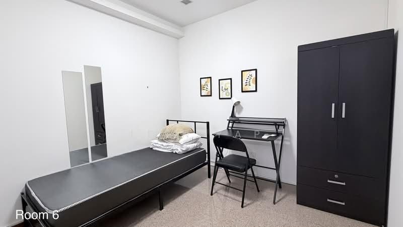 Queens, 10 Stirling Road, Room Rental, 100 sqft, Condominium For Rent, by Leen Yap, 500142049 - Bedroom - PropertyGuru.com.sg