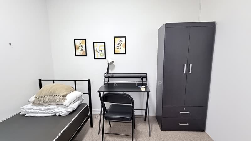 Queens, 10 Stirling Road, Room Rental, 100 sqft, Condominium For Rent, by Leen Yap, 500142049 - Bedroom - PropertyGuru.com.sg