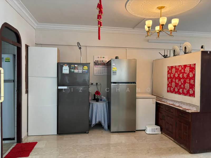 163 Bukit Batok Street 11, 163 Bukit Batok Street 11, 3 Bedrooms, 1,130 sqft, HDB Flat For Sale, by Elize Chang, 500142051 - Kitchen - PropertyGuru.com.sg