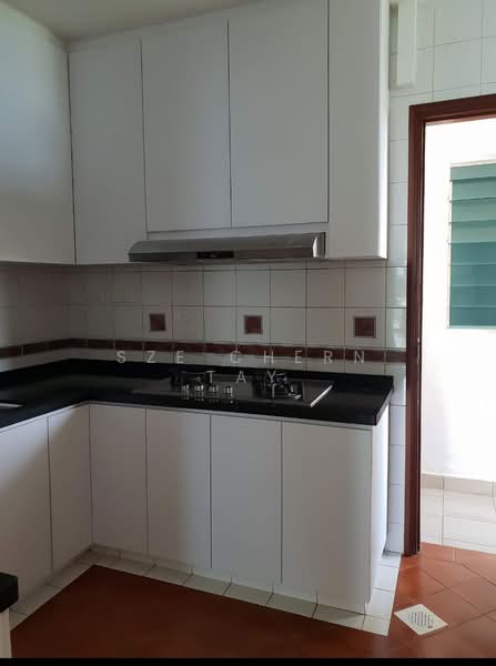 Cavendish Park, 16 Pine Grove, 3 Bedrooms, 1,269 sqft, Condominium For Rent, by Sze Chern Tay, 500142056 - Kitchen - PropertyGuru.com.sg