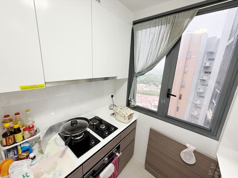 Parc Botannia, 12 Fernvale Street, 3 Bedrooms, 872 sqft, Condominium For Sale, by Jayden Peh, 500142079 - Kitchen - PropertyGuru.com.sg