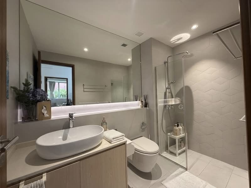 The Shelford, 1D Shelford Road, 3 Bedrooms, 1,851 sqft, Condominium For Sale, by Tan Hui Ling, 500142086 - Common Bathroom - PropertyGuru.com.sg