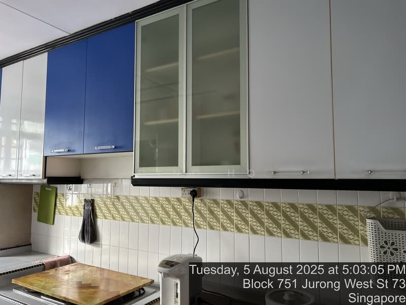 751 Jurong West Street 73, 751 Jurong West Street 73, 3 Bedrooms, 1,313 sqft, HDB Flat For Rent, by Ding Ho, 500142127 - Kitchen - PropertyGuru.com.sg