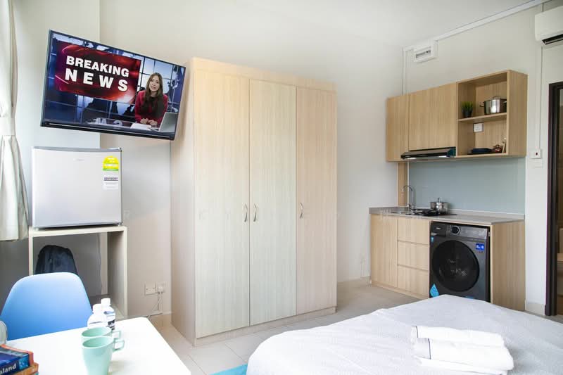 Coliwoo Boon Lay ( Near NTU ) with Private Bathroom, , Room Rental, 250 sqft, Apartment For Rent, by Ricky Ngo 瑞奇, 500142135 - Kitchen - PropertyGuru.com.sg