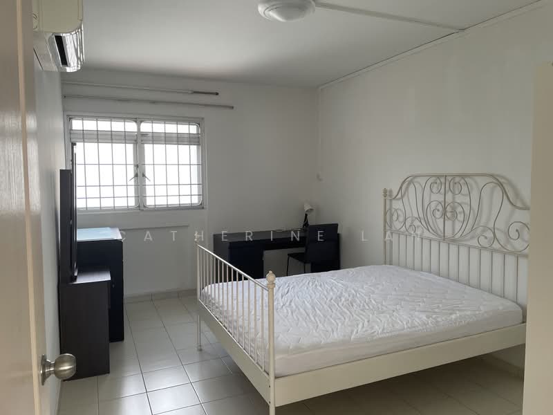303 Yishun Central, 303 Yishun Central, 3 Bedrooms, 1,130 sqft, HDB Flat For Sale, by Catherine Lan, 500142136 - Bedroom - PropertyGuru.com.sg
