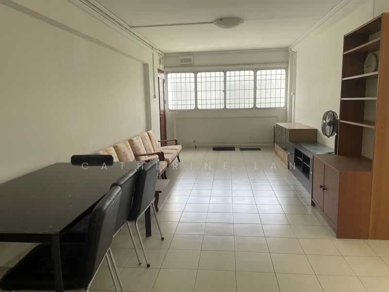 303 Yishun Central, 303 Yishun Central, 3 Bedrooms, 1,130 sqft, HDB Flat For Sale, by Catherine Lan, 500142136 - Living Room - PropertyGuru.com.sg