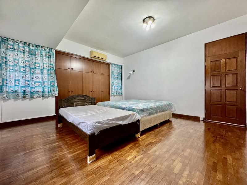 Cheng Soon Garden, , 5 Bedrooms, 3,200 sqft, Semi-Detached House For Rent, by Jeric Leong, 500142139 - Bedroom - PropertyGuru.com.sg