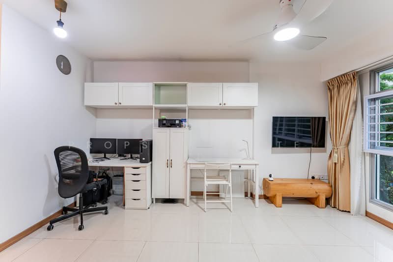 408B Northshore Drive, 408B Northshore Drive, 1 Bedroom, 506 sqft, HDB Flat For Sale, by Reine Chan, 500142141 - Study - PropertyGuru.com.sg