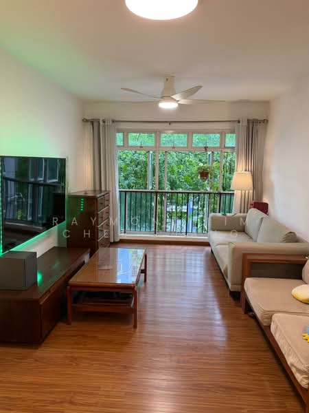 384 Bukit Batok West Avenue 5, 384 Bukit Batok West Avenue 5, 4 Bedrooms, 1,270 sqft, HDB Flat For Sale, by Raymond Lim Chee Hiang, 500142143 - Living Room - PropertyGuru.com.sg