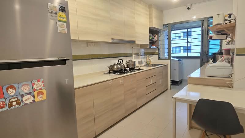 678C Punggol Drive, 678C Punggol Drive, 3 Bedrooms, 1,216 sqft, HDB Flat For Sale, by Tan Shi Jie, 500142151 - Kitchen - PropertyGuru.com.sg