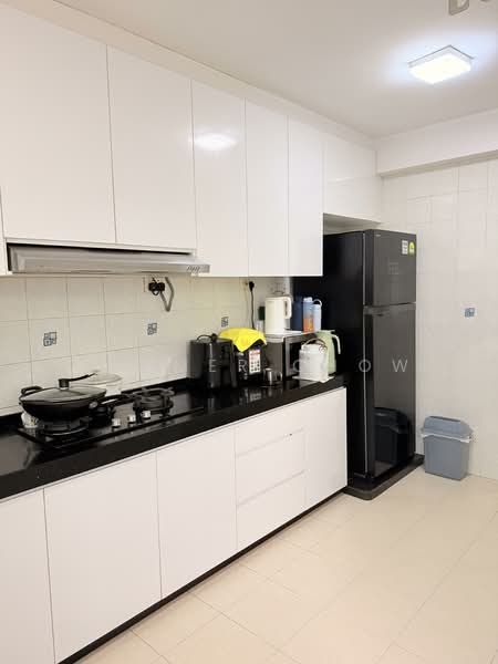 175A Punggol Field, 175A Punggol Field, 3 Bedrooms, 1,184 sqft, HDB Flat For Sale, by Summer Chow, 500142159 - Kitchen - PropertyGuru.com.sg
