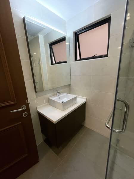 Dover Parkview, 30 Dover Rise, Room Rental, 130 sqft, Condominium For Rent, by Liu Siqi, 500142170 - Bathroom - PropertyGuru.com.sg