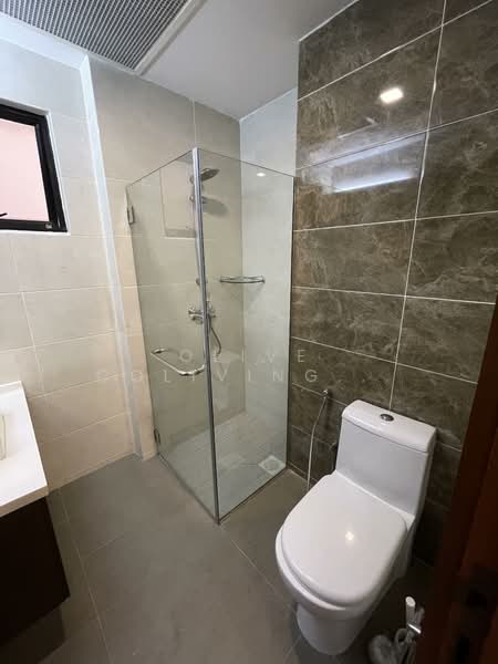 Dover Parkview, 30 Dover Rise, Room Rental, 130 sqft, Condominium For Rent, by Liu Siqi, 500142170 - Bathroom - PropertyGuru.com.sg