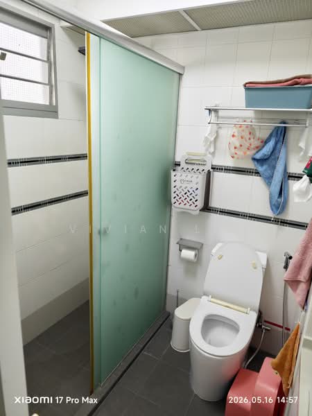 22 Ghim Moh Link, 22 Ghim Moh Link, 3 Bedrooms, 1,216 sqft, HDB Flat For Sale, by Vivian Liu, 500142183 - Bathroom - PropertyGuru.com.sg