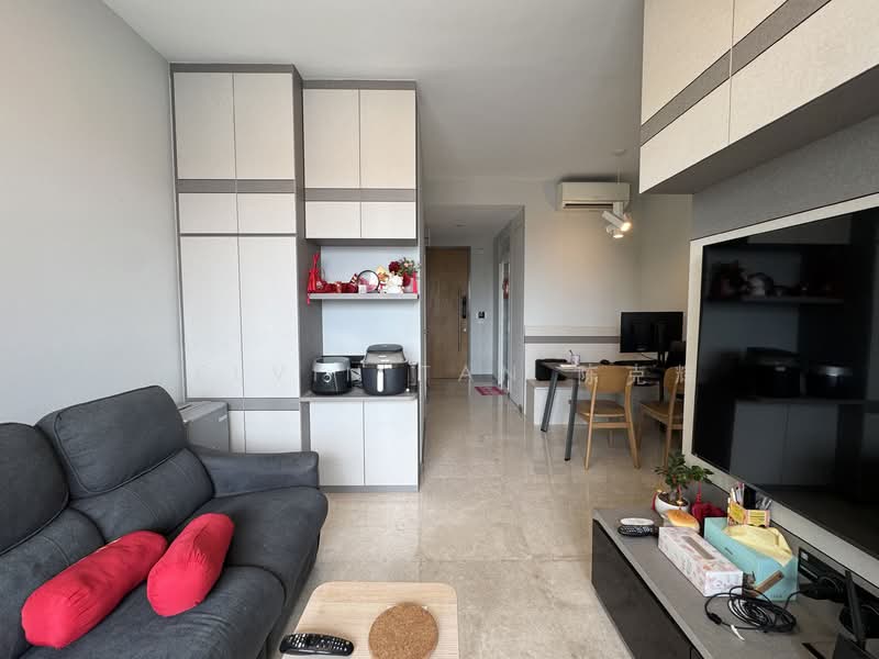 Skies Miltonia, 23 Miltonia Close, 2 Bedrooms, 721 sqft, Condominium For Rent, by Kelvin Tan 陈克辉, 500142196 - Living Room - PropertyGuru.com.sg