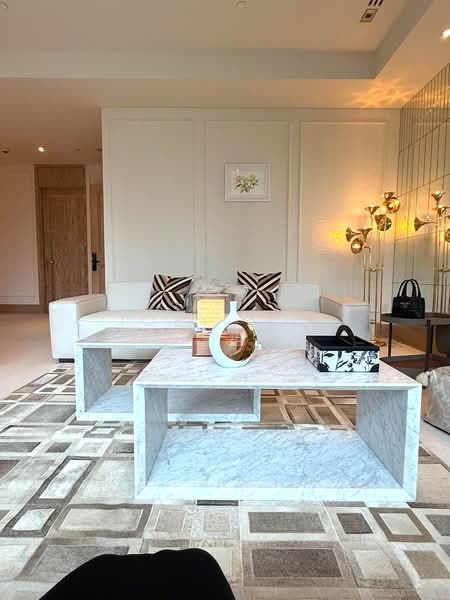 The Ritz-Carlton Residences, 65 Cairnhill Road, Orchard / River Valley, 3 Bedrooms, 2,831 sqft, Condominium For Sale, by Joey Soo 苏瞳祖儿, 500142198 - Living Room - PropertyGuru.com.sg