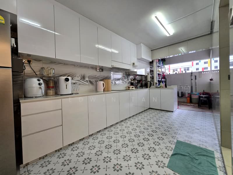 128 Rivervale Street, 128 Rivervale Street, 3 Bedrooms, 1,292 sqft, HDB Flat For Sale, by Edwin Tan, 500142217 - Kitchen - PropertyGuru.com.sg