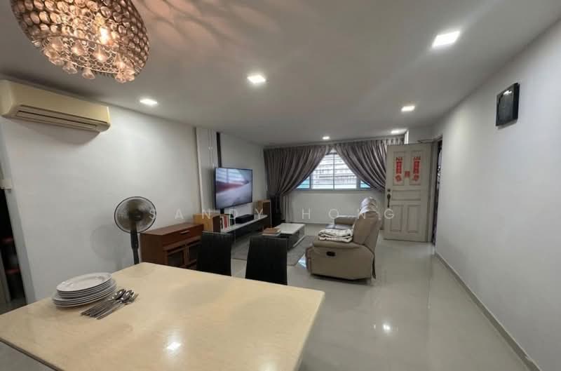 546 Jurong West Street 42, 546 Jurong West Street 42, 3 Bedrooms, 1,108 sqft, HDB Flat For Sale, by Sandy Hong, 500142226 - Living Room - PropertyGuru.com.sg