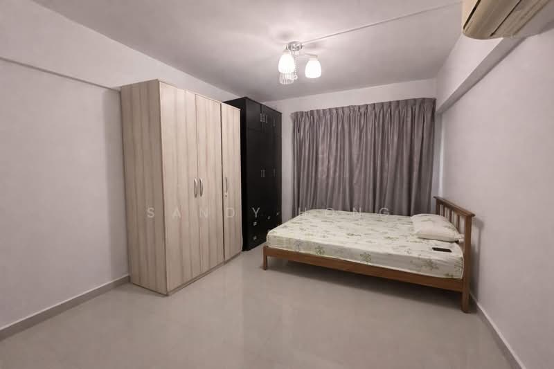 546 Jurong West Street 42, 546 Jurong West Street 42, 3 Bedrooms, 1,108 sqft, HDB Flat For Sale, by Sandy Hong, 500142226 - Bedroom - PropertyGuru.com.sg