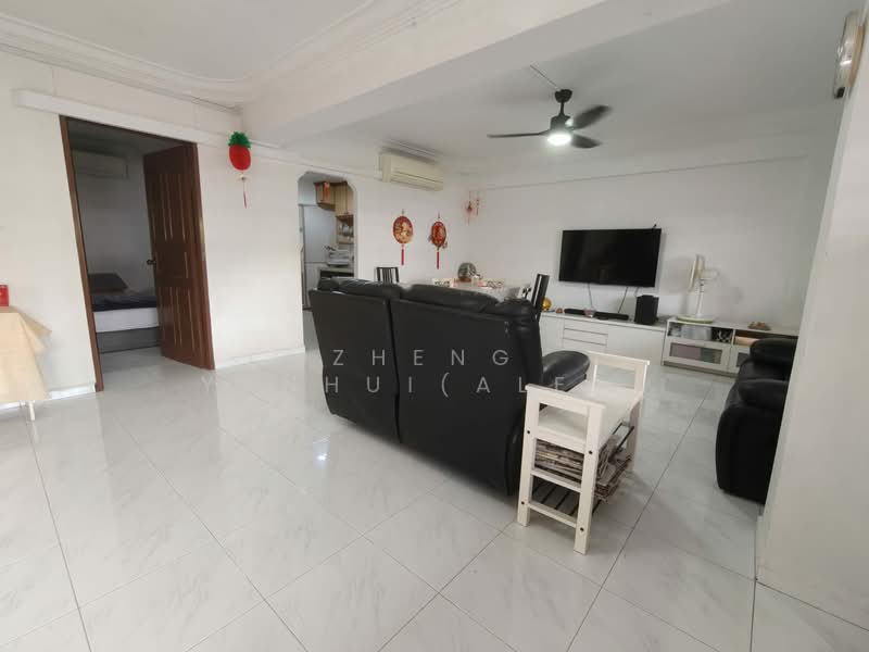 810 Woodlands Street 81, 810 Woodlands Street 81, 3 Bedrooms, 1,141 sqft, HDB Flat For Sale, by Zheng Yanhui(Alex), 500142242 - Living Room - PropertyGuru.com.sg