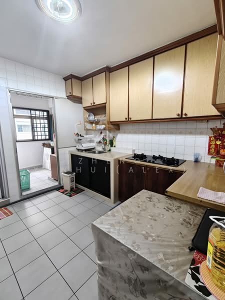 810 Woodlands Street 81, 810 Woodlands Street 81, 3 Bedrooms, 1,141 sqft, HDB Flat For Sale, by Zheng Yanhui(Alex), 500142242 - Kitchen - PropertyGuru.com.sg