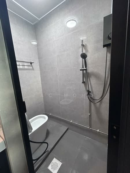 48 Sims Place, 48 Sims Place, 2 Bedrooms, 750 sqft, HDB Flat For Rent, by Zac Mohd, 500142251 - Bathroom - PropertyGuru.com.sg