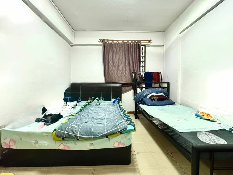 219 Bukit Batok Street 21, 219 Bukit Batok Street 21, 2 Bedrooms, 721 sqft, HDB Flat For Sale, by Landy Low, 500142252 - Bedroom - PropertyGuru.com.sg