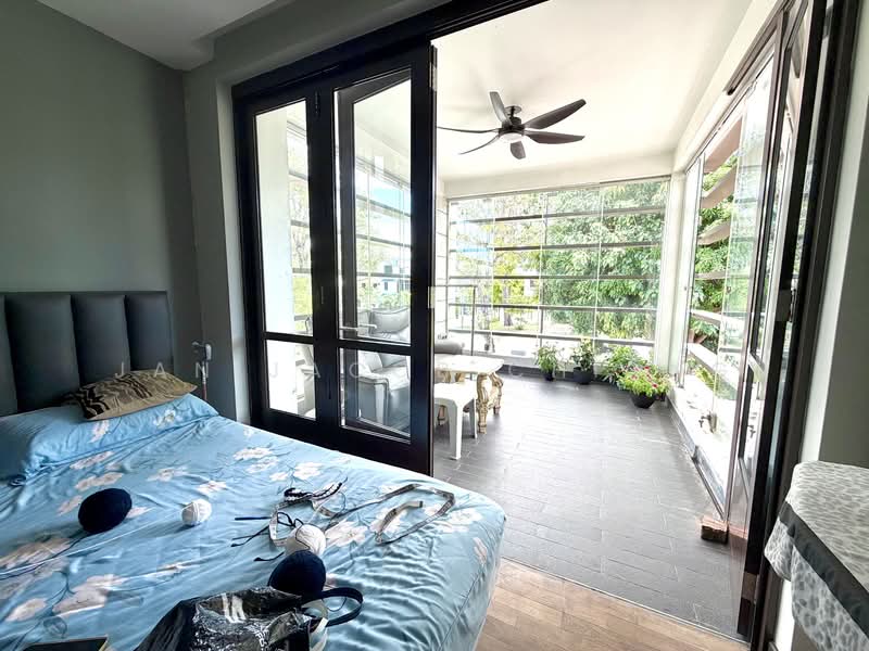 Bedok Road, Bedok Road, 8 Bedrooms, 4,500 sqft, Corner Terrace For Sale, by Jan Jacob Chiong, 500142257 - Bedroom - PropertyGuru.com.sg