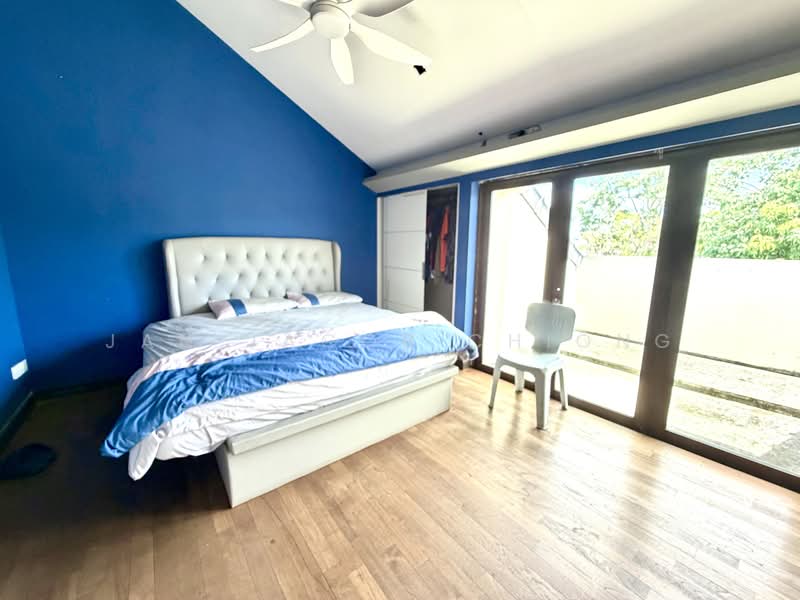 Bedok Road, Bedok Road, 8 Bedrooms, 4,500 sqft, Corner Terrace For Sale, by Jan Jacob Chiong, 500142257 - Bedroom - PropertyGuru.com.sg