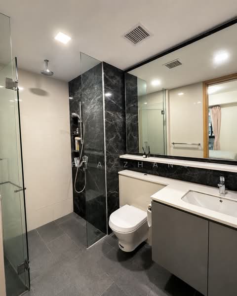 Bartley Ridge, 44 Mount Vernon Road, 1 Bedroom, 463 sqft, Condominium For Sale, by Sofia Zhang, 500142258 - Bathroom - PropertyGuru.com.sg