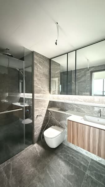 Lentor Modern, 7 Lentor Central, 2 Bedrooms, 732 sqft, Condominium For Sale, by Kua WanTing, 500142260 - MasterBathroom - PropertyGuru.com.sg