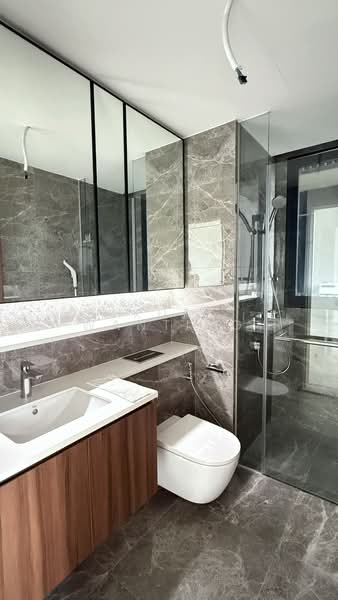 Lentor Modern, 7 Lentor Central, 2 Bedrooms, 732 sqft, Condominium For Sale, by Kua WanTing, 500142260 - Bathroom - PropertyGuru.com.sg