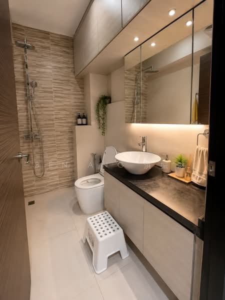 118 Bishan Street 12, 118 Bishan Street 12, 3 Bedrooms, 958 sqft, HDB Flat For Sale, by Ben ANG 洪振財, 500142261 - Bathroom - PropertyGuru.com.sg