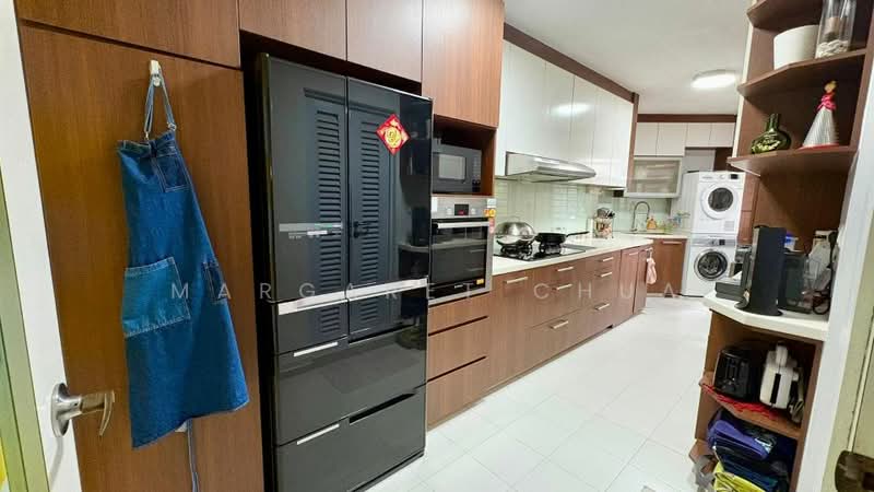 75B Redhill Road, 75B Redhill Road, 3 Bedrooms, 1,238 sqft, HDB Flat For Sale, by Margaret Chua, 500142262 - Kitchen - PropertyGuru.com.sg