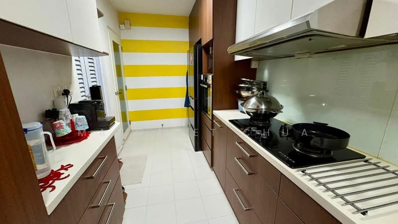 75B Redhill Road, 75B Redhill Road, 3 Bedrooms, 1,238 sqft, HDB Flat For Sale, by Margaret Chua, 500142262 - Kitchen - PropertyGuru.com.sg