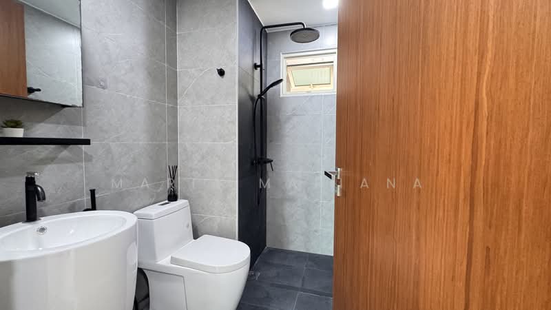 Watercolours, 25 Pasir Ris Link, 3 Bedrooms, 958 sqft, Executive Condominium For Sale, by Maria Mariana, 500142264 - PropertyGuru.com.sg