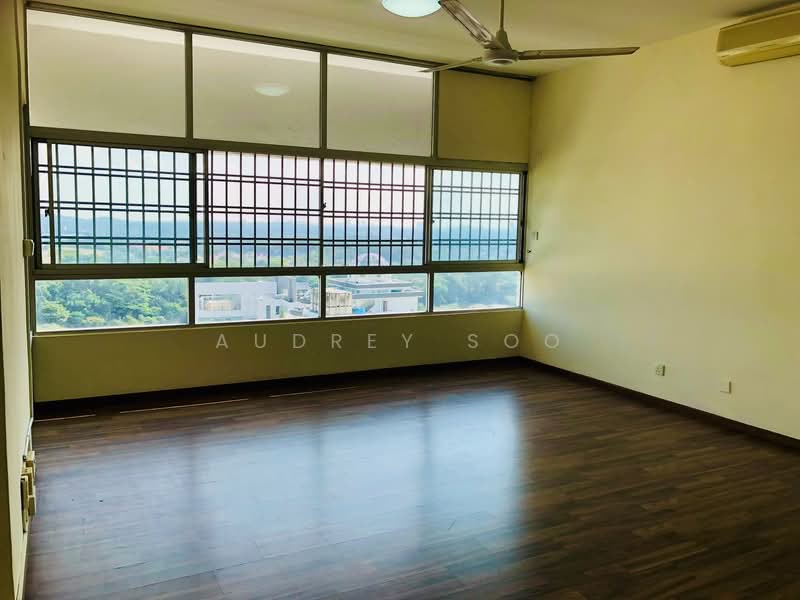 Ridgewood Condominium, 61 Mount Sinai Drive, 3 Bedrooms, 1,744 sqft, Condominium For Rent, by Audrey Soo, 500142265 - Huge Living Room without Furniture - PropertyGuru.com.sg