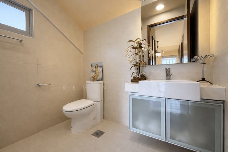 Montclair @ Whitley, , 5 Bedrooms, 4,198 sqft, Cluster House For Sale, by Kevin Yong, 500142268 - Bathroom - PropertyGuru.com.sg